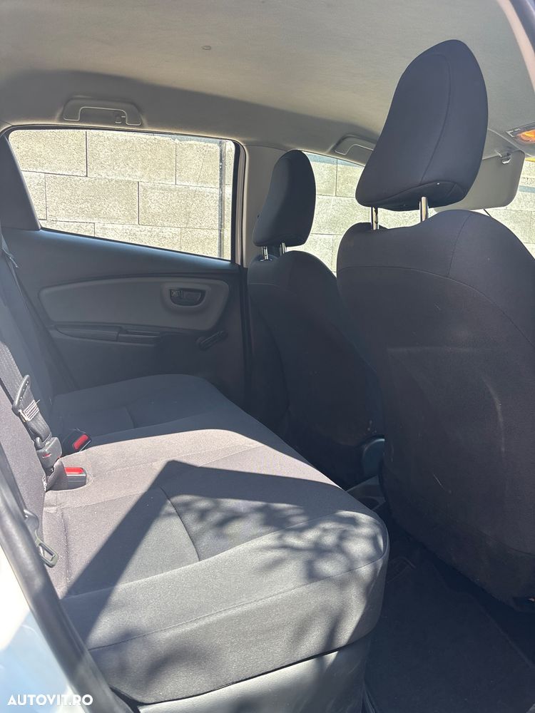 Toyota Yaris 1.5 VVT-i HSD Luna - 13