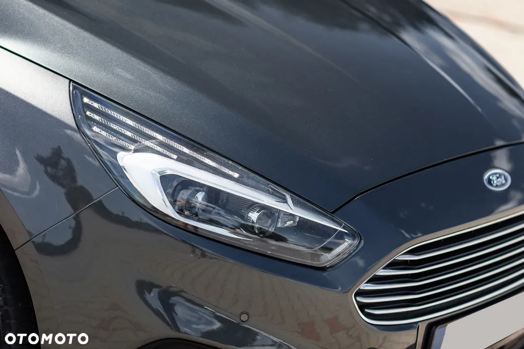 Ford S-Max 2.0 TDCi Titanium - 9