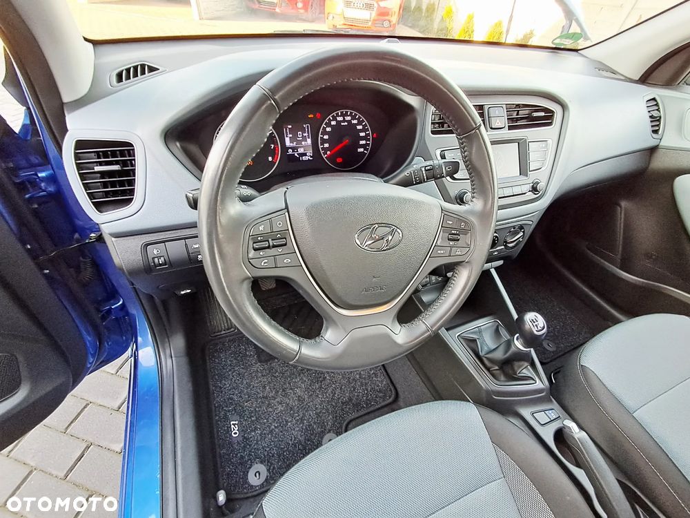 Hyundai i20 1.2 Classic - 28