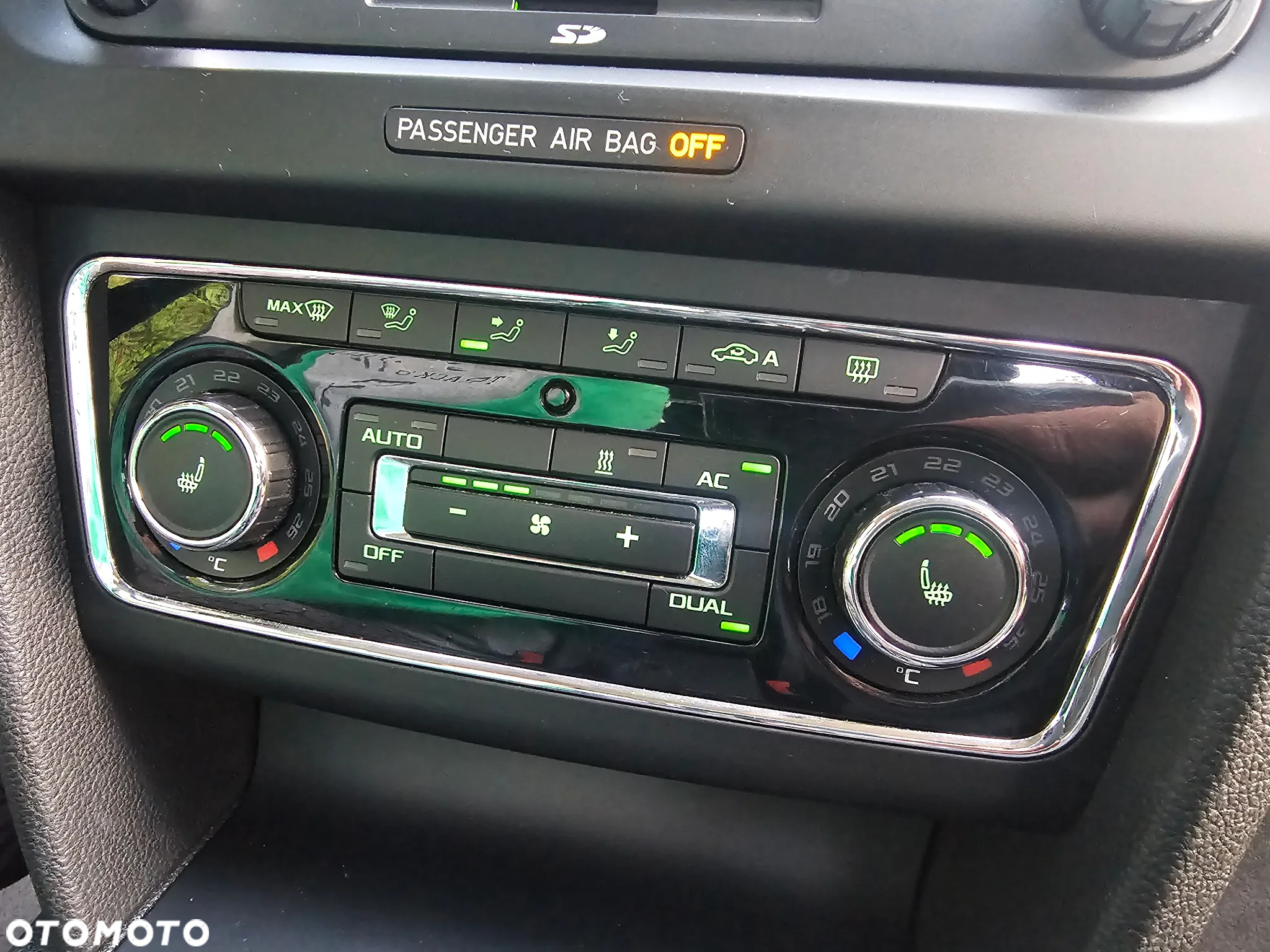Skoda Superb 2.0 TDI Elegance DSG - 20