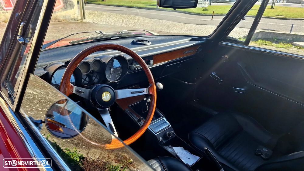 Alfa Romeo 2000 GTV - 16