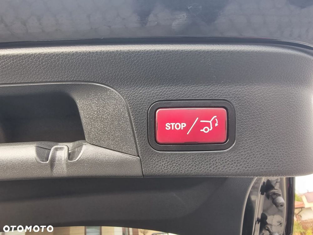 Mercedes-Benz GLC Coupe 250 4-Matic - 11