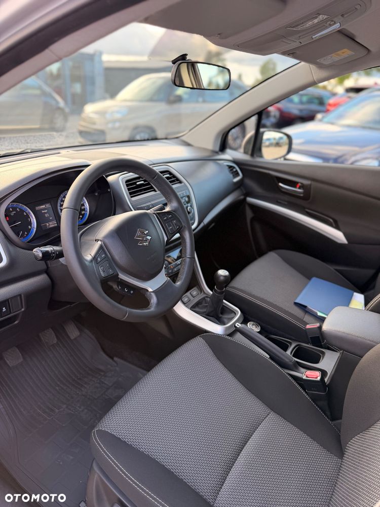 Suzuki SX4 S-Cross 1.6 VVT 4x4 Comfort+ - 24