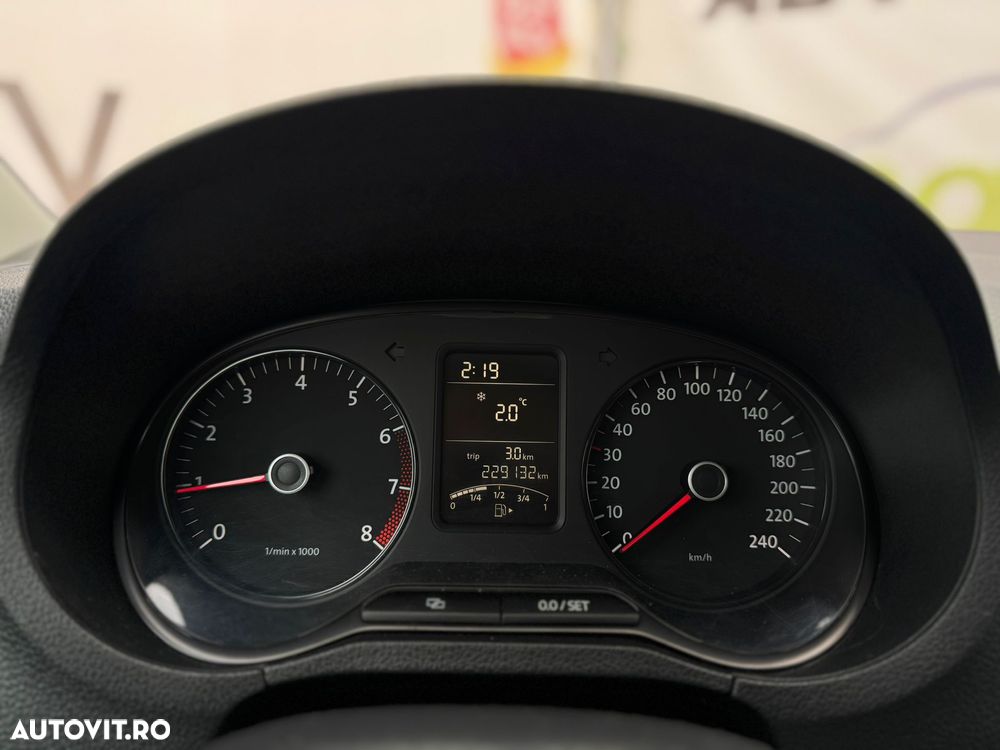 Volkswagen Polo - 16