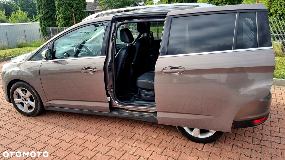Ford Grand C-MAX 2.0 TDCi Titanium - 11