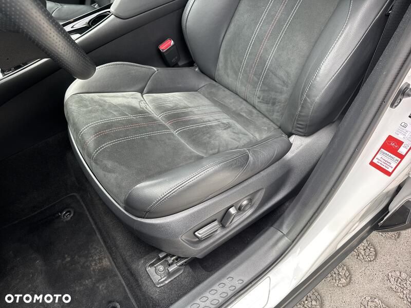 Toyota C-HR 1.8 Hybrid GPF GR Sport - 13