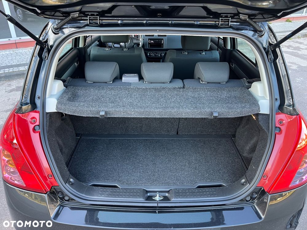 Suzuki Swift 1.3 Comfort+ - 31