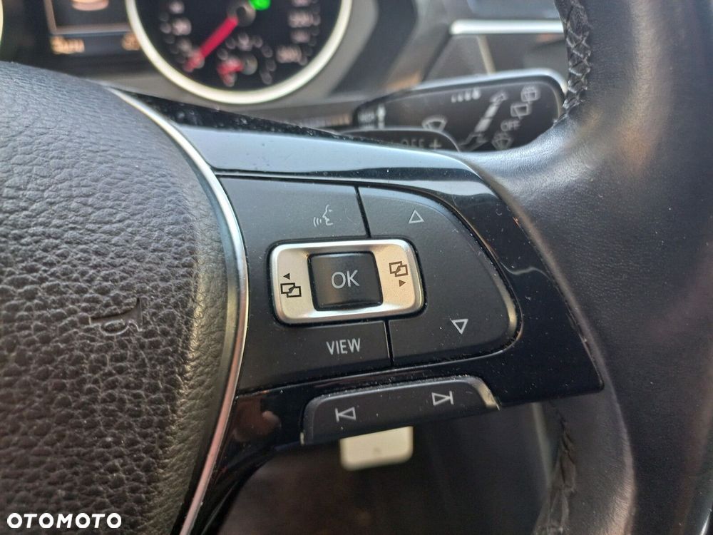 Volkswagen Tiguan - 22
