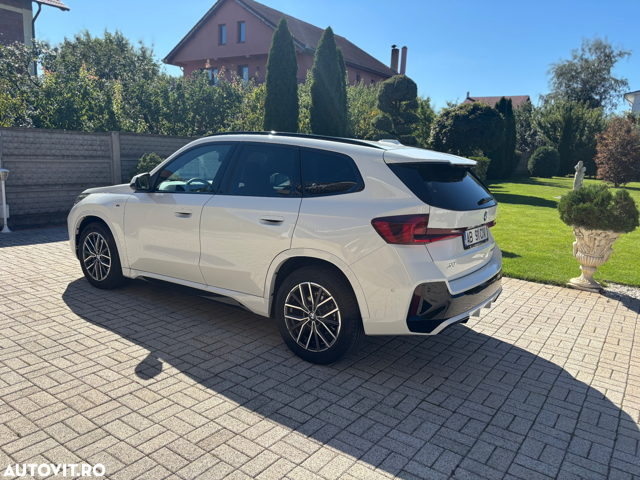 BMW X1 sDrive20i AT MHEV - 6