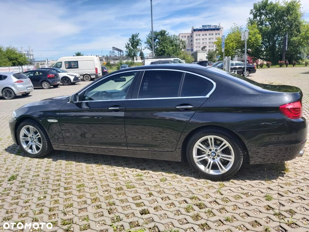 BMW Seria 5 520d Special Edition - 4