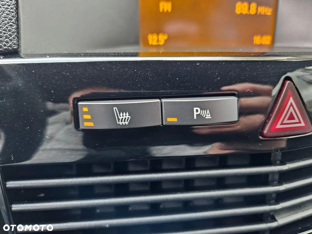 Opel Astra 1.8 Cosmo - 31