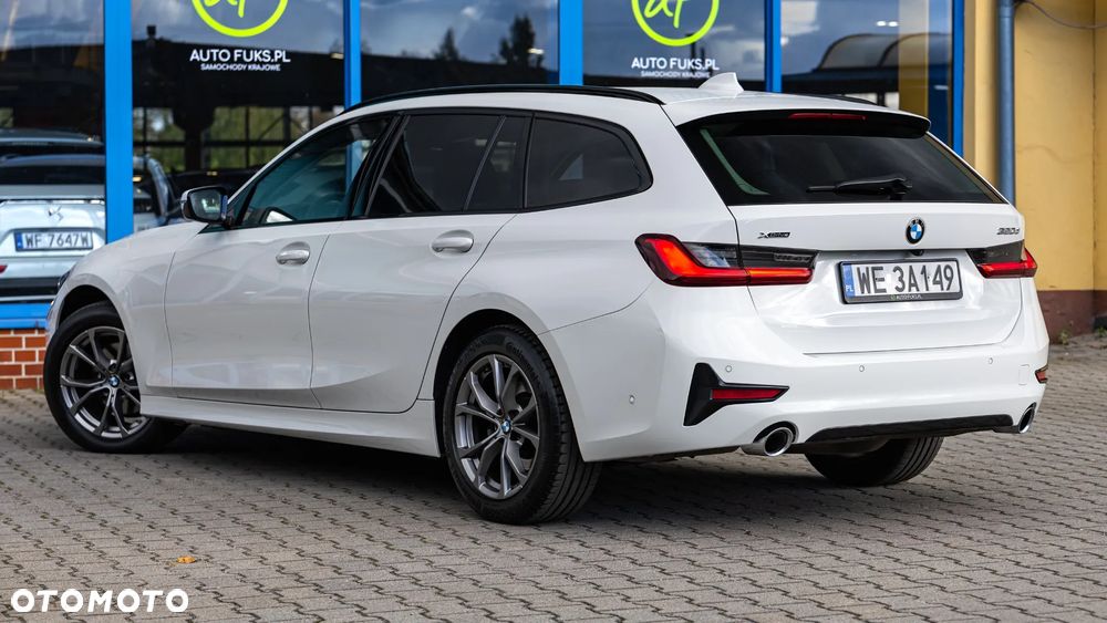 BMW Seria 3 320d xDrive Sport Line - 5