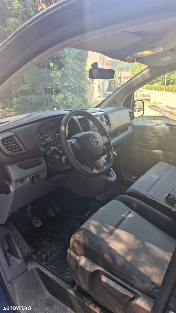 Opel Vivaro - 4
