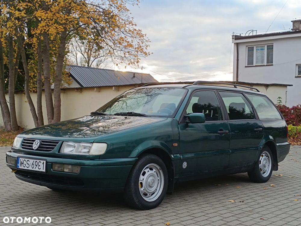 Volkswagen Passat - 2