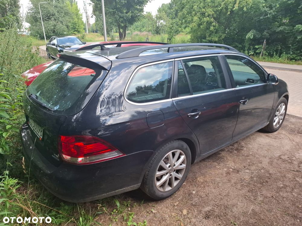 Volkswagen Golf 1.6 TDI Comfortline DSG - 6