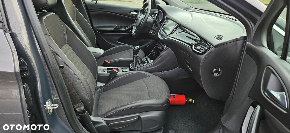 Opel Astra 1.6 D (CDTI) Start/Stop Innovation - 11