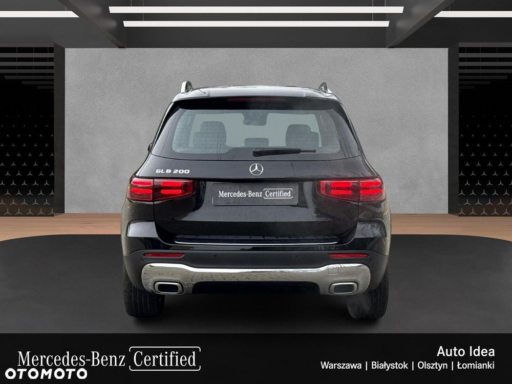 Mercedes-Benz GLB - 8