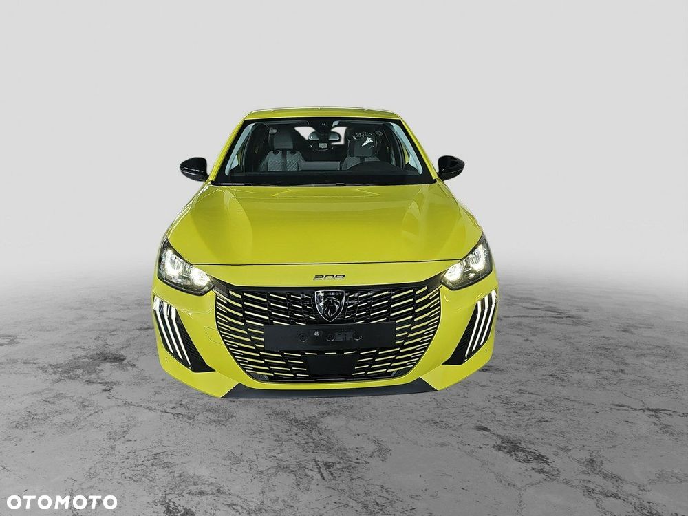 Peugeot 208 - 13