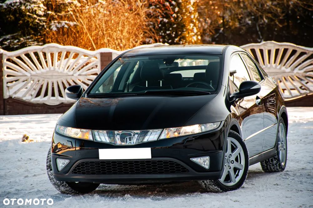 Honda Civic 2.2i-CTDi DPF Executive - 1