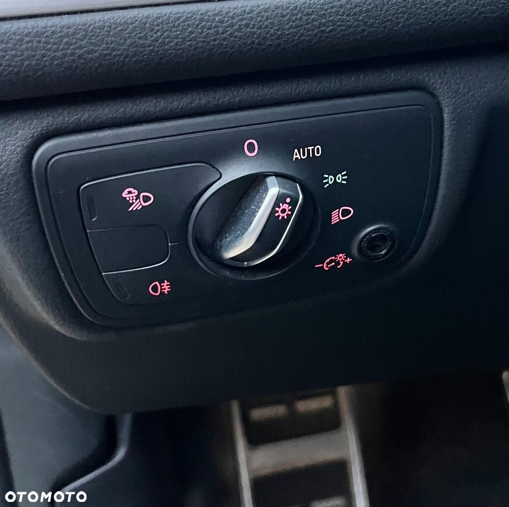 Audi A6 Avant 2.0 TDI Ultra S tronic - 8