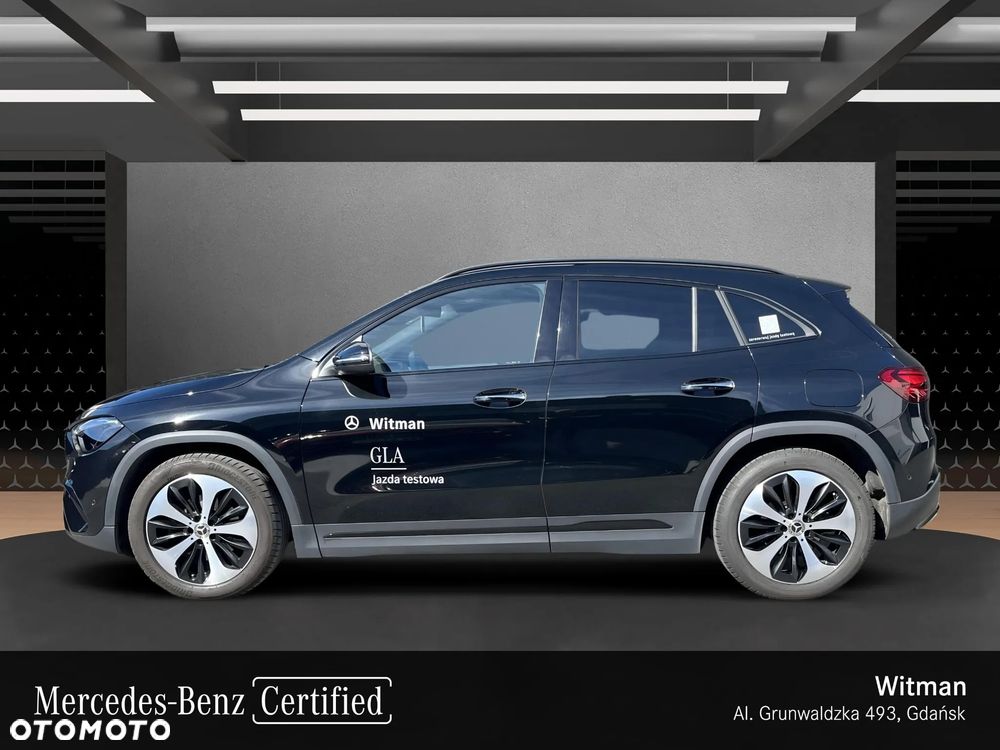 Mercedes-Benz GLA - 6