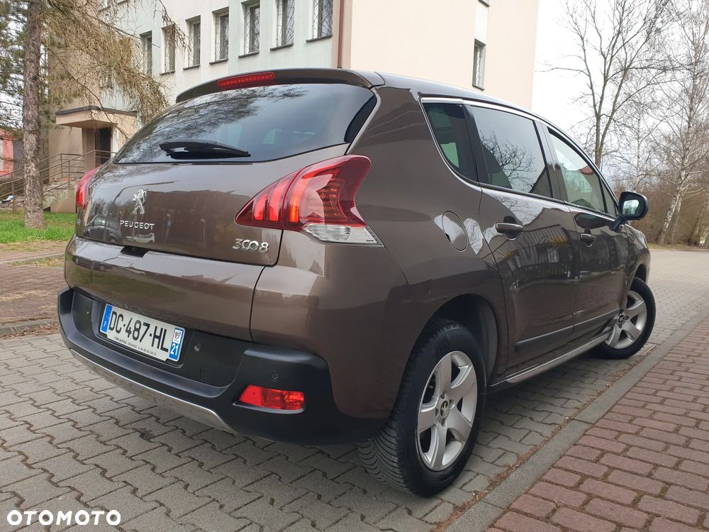Peugeot 3008 HDi 115 Allure - 15