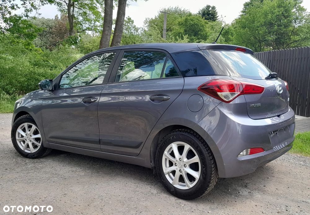 Hyundai i20 - 14