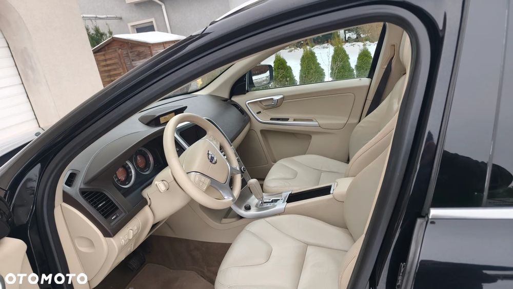 Volvo XC 60 D5 AWD RDesign - 6