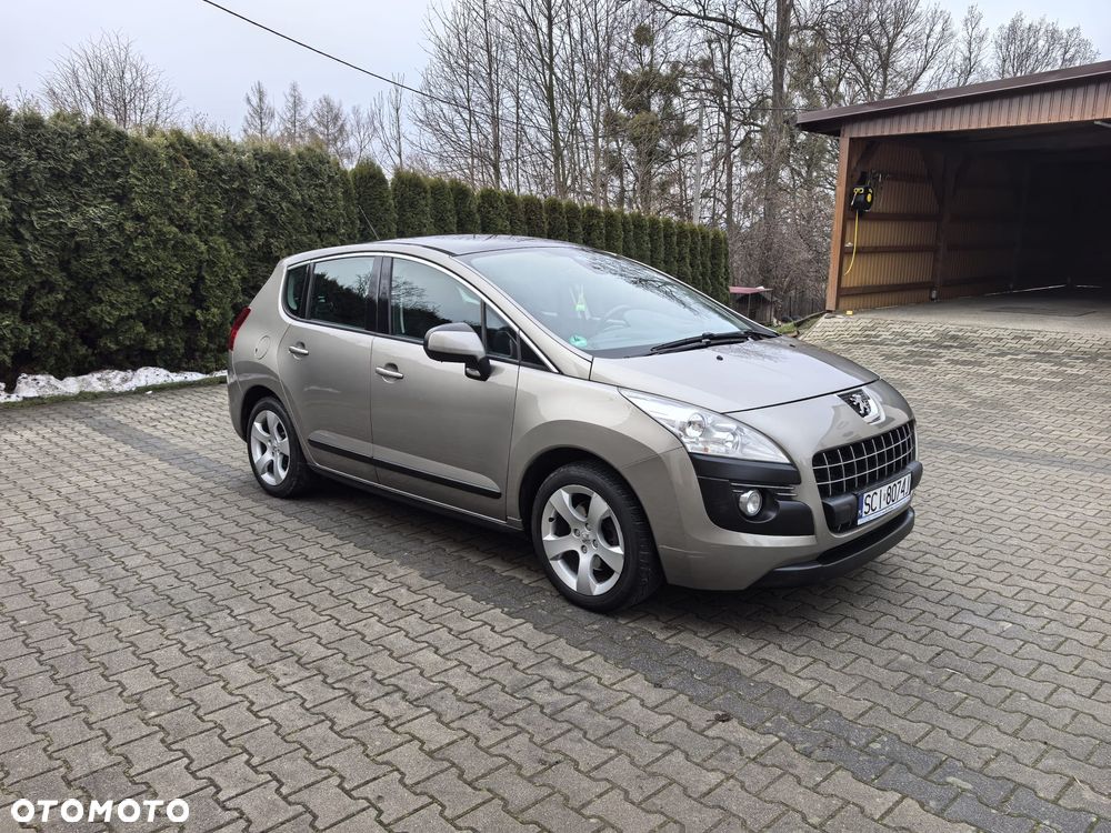 Peugeot 3008 HDi FAP 150 Premium - 2