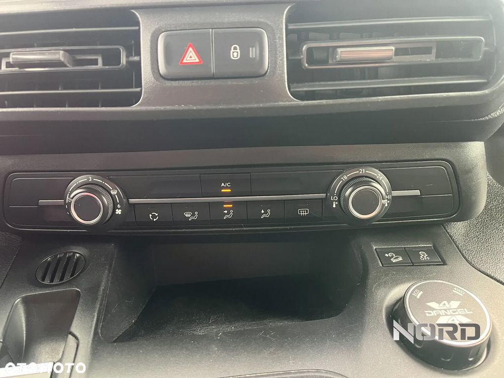Peugeot Partner 1.5 4x4 Long Premium - 23