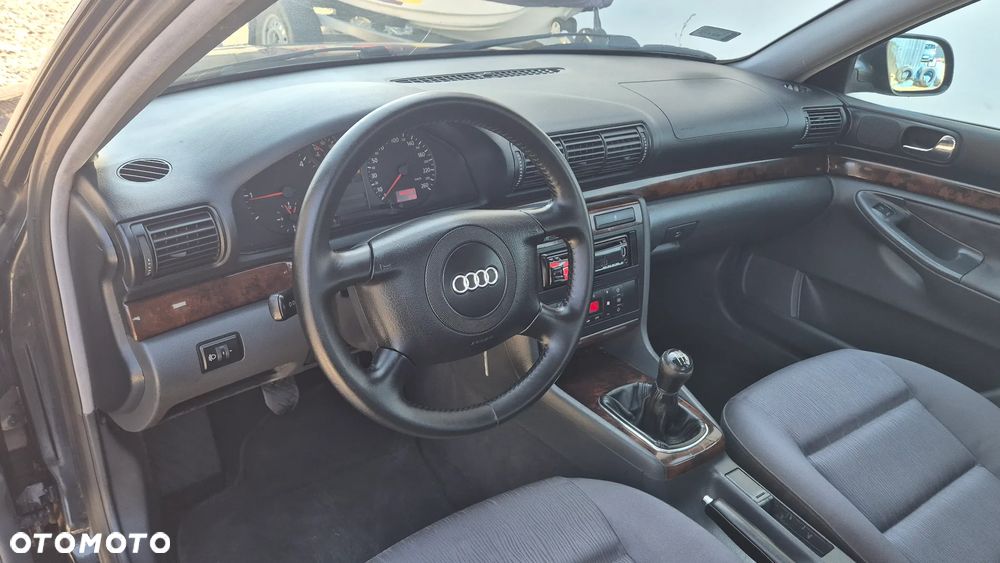 Audi A4 Limousine 1.9 TDI - 10