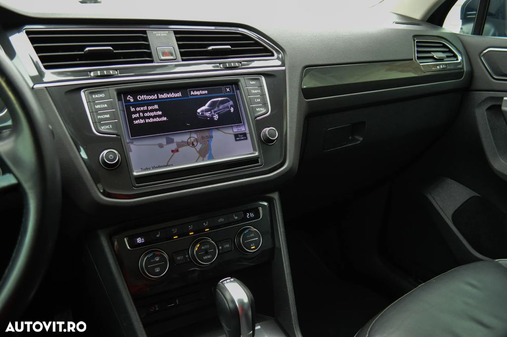 Volkswagen Tiguan 2.0 TDI SCR 4MOTION (BlueMotion Techn.) DSG Highline - 32