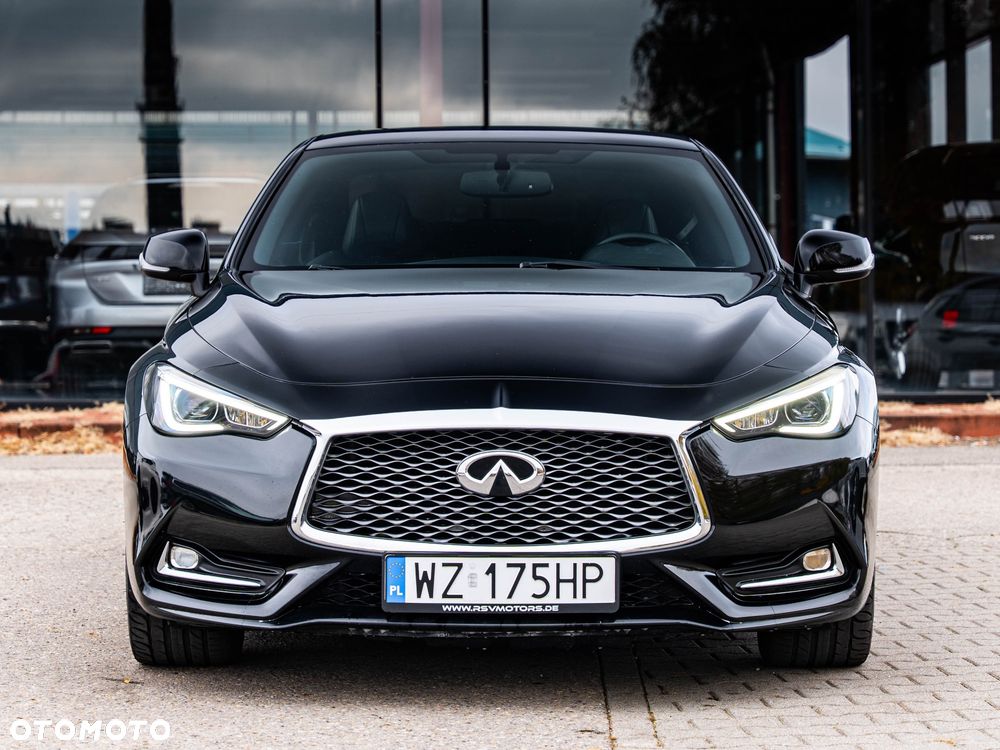 Infiniti Q60 2017 photo 2