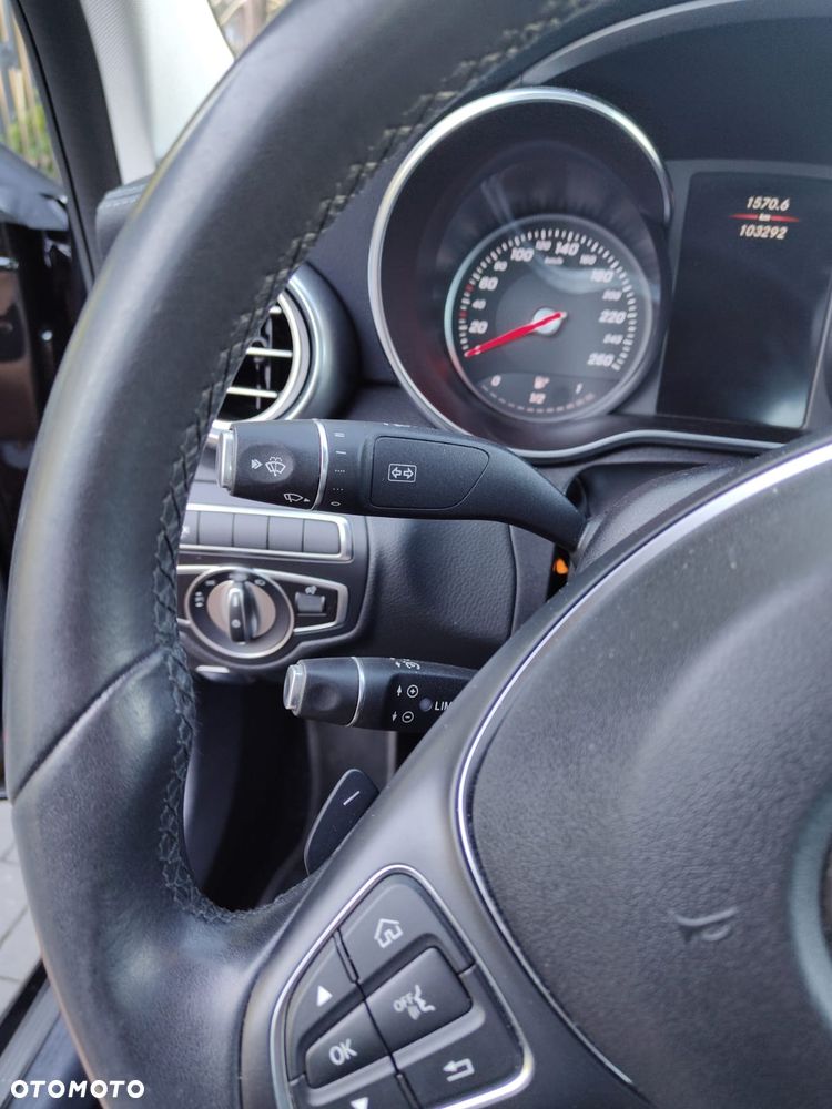 Mercedes-Benz Klasa C 220 d 9G-TRONIC - 22