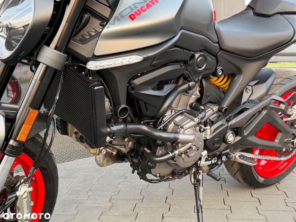 Ducati Monster - 35