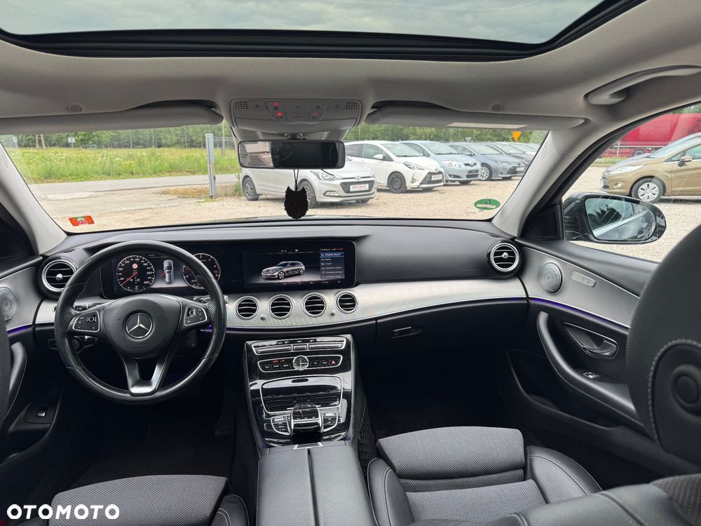 Mercedes-Benz Klasa E 220 d Business Edition 9G-TRONIC - 14