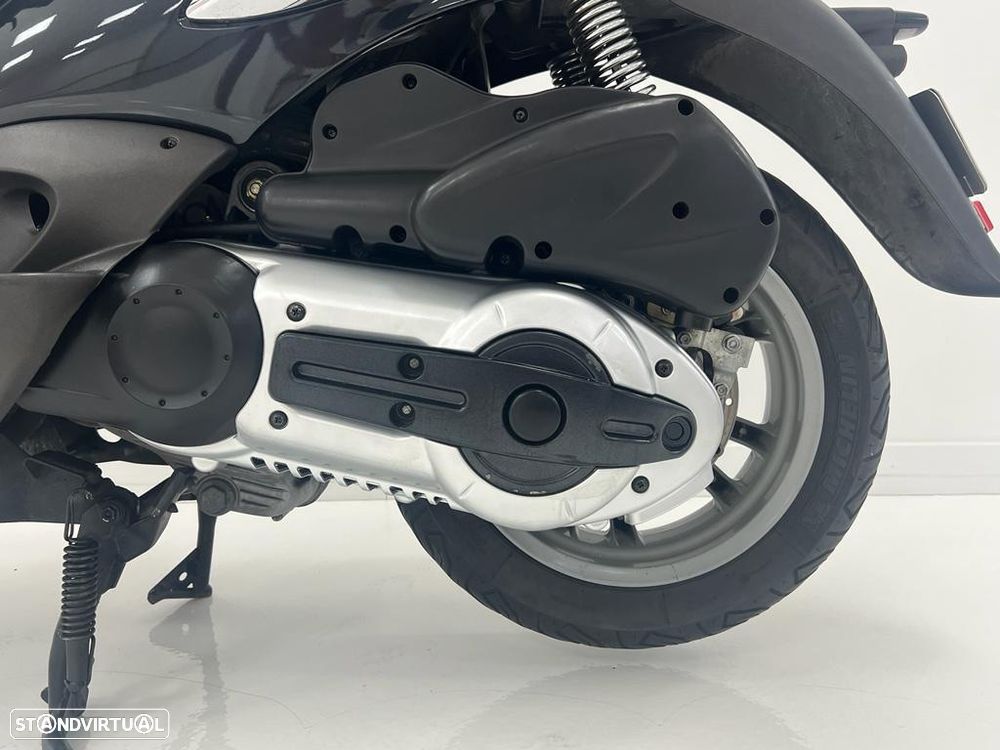 Piaggio Beverly 500 Beverly - 14