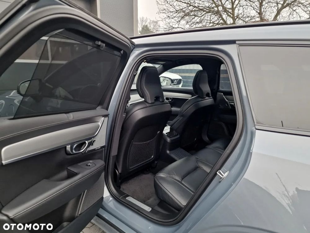 Volvo V90 T8 AWD Plug-In Hybrid R-Design - 17