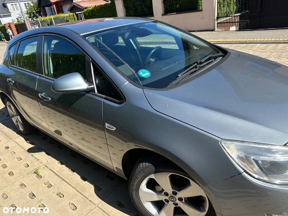 Opel Astra 1.4 Turbo Edition - 11