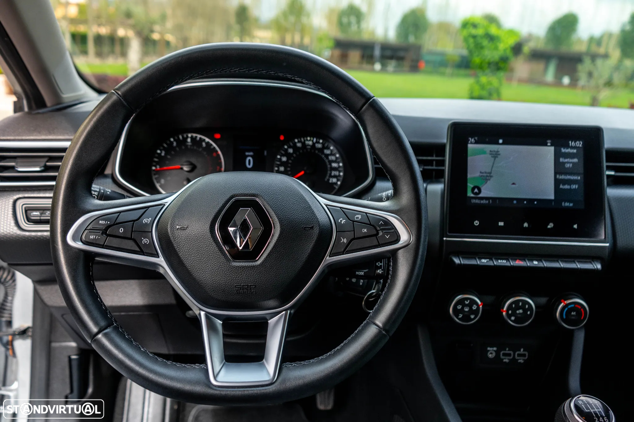 Renault Clio 1.0 TCe Limited - 31