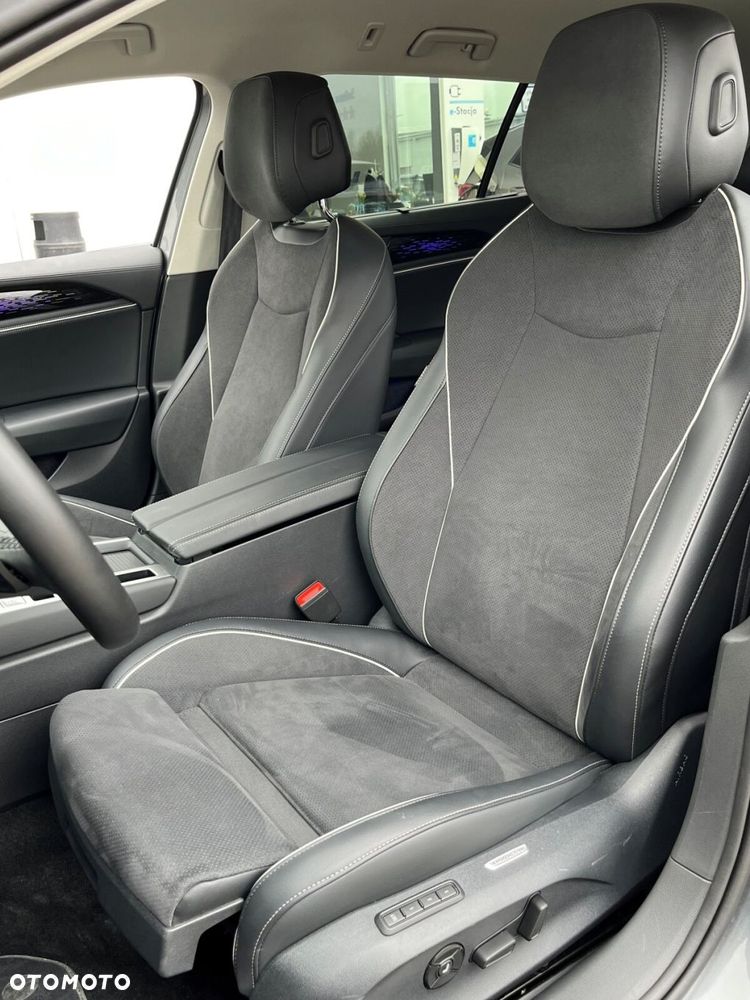 Volkswagen Passat Variant 2.0 TDI SCR Business Plus DSG - 9