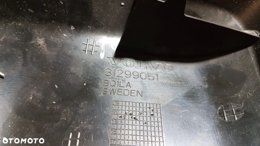 Volvo XC60 I OSŁONA POD KIEROWNICE 30755623 OSŁONA POD DESKĘ PRAWA 8630198 OBUDOWA OSŁONA LUSTERKA 31299051 - 5