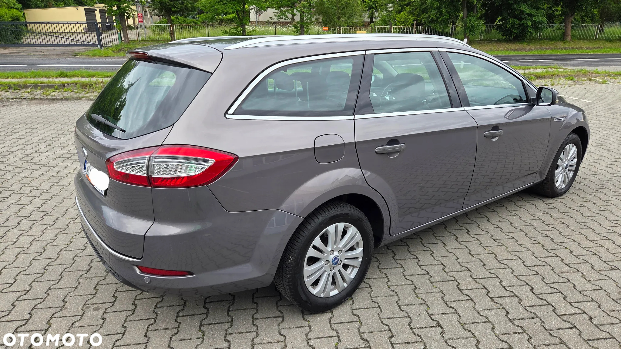 Ford Mondeo 2.0 TDCi Titanium - 10