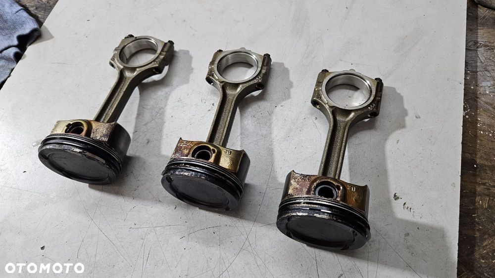 Tłok korbowód A14NET A14NEL 1.4t opel astra j meriva b mokka insignia - 1