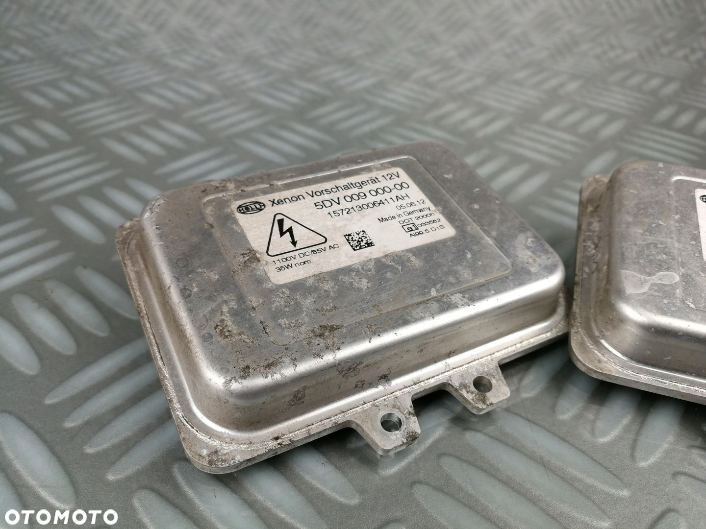 5DV009000-00 przetwornica XENON HELLA VW FIAT PEUGEOT CITROEN C4 PICASSO - 2