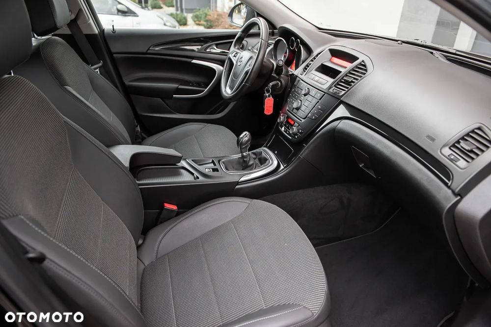 Opel Insignia - 27