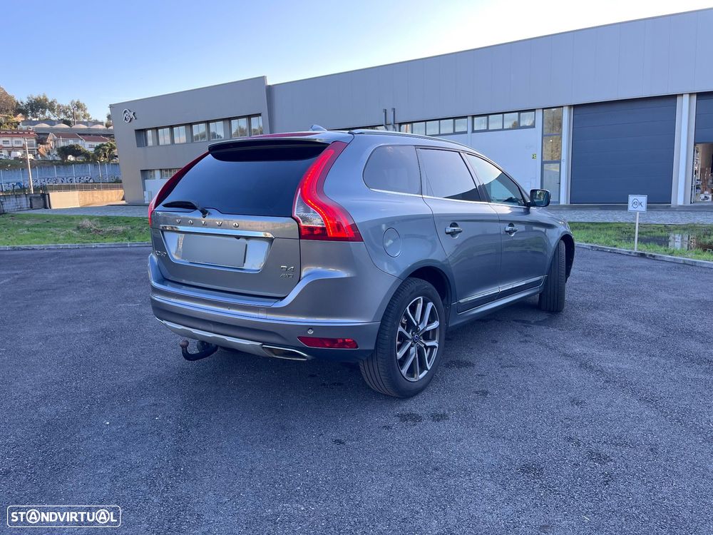 Volvo XC 60 D4 AWD Geartronic Summum - 5