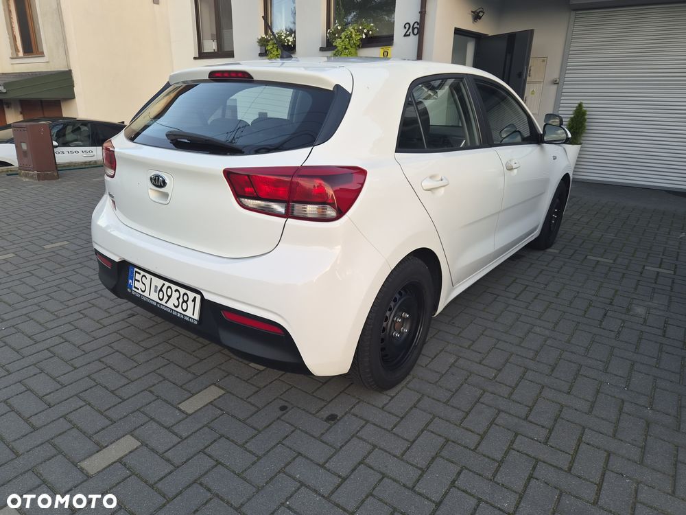 Kia Rio 1.2 M - 4
