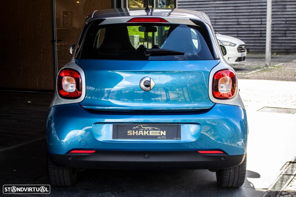 Smart ForFour EQ pulse - 10