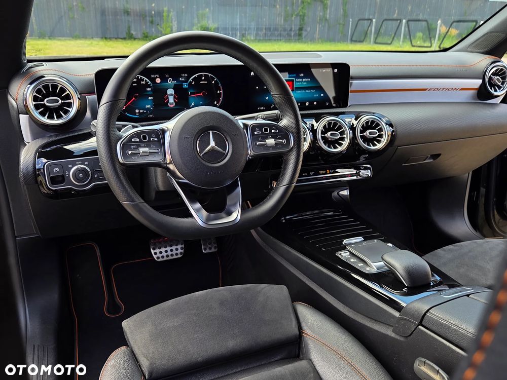 Mercedes-Benz CLA 200 d 8G-DCT Edition 2020 - 26